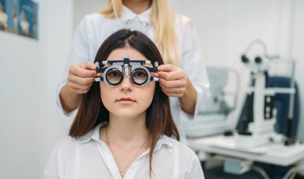 Dry Eye Clinic in Brampton